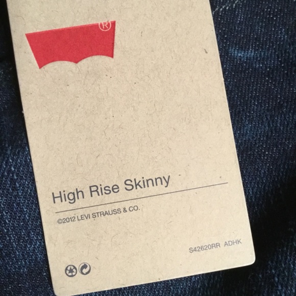 Levi's high rise skinny jeans NWT Bkack 28 - Picture 4 of 15
